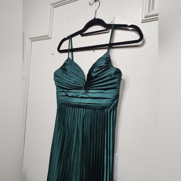 Lulus Fabulous Perfection Emerald Green Satin Pleated Midi Dress S Wedding Party - Picture 7 of 10